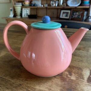 Lindt Stymeist Colorways Creamer w/ Lid | 1980s Japan | Pink & Teal